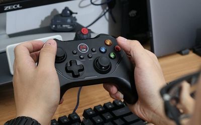 精準、絲滑,讓神操作不變形 北通阿修羅2 Pro無線游戲手柄體驗與游戲開發視角